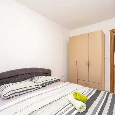 Guest Gouse Stipanovi Dvori - Three Bedroom With Terrace 8 Apartment