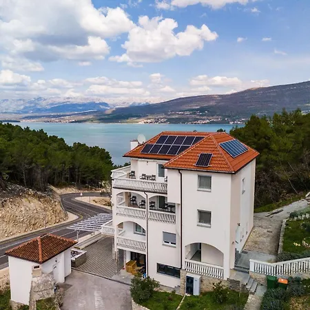 Guest Gouse Stipanovi Dvori - Three Bedroom With Terrace 8 Apartman Benkovac