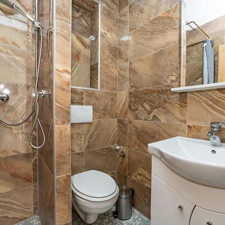 Apartman Guest Gouse Stipanovi Dvori - Three Bedroom With Terrace 8